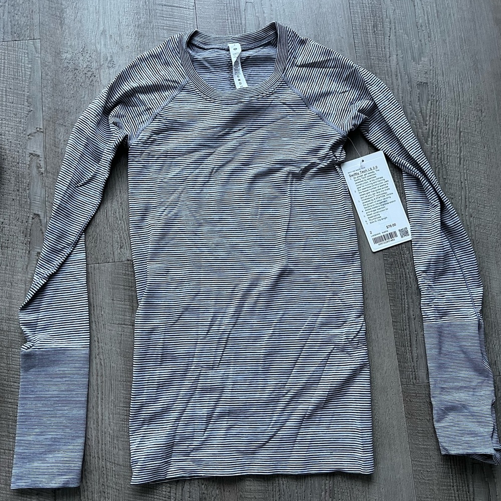 Lululemon swiftly tech long sleeve